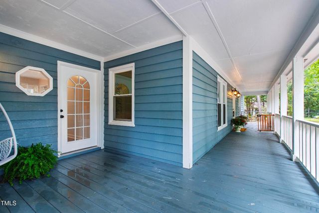 2917 Trestle Court, Fuquay Varina, NC 27526