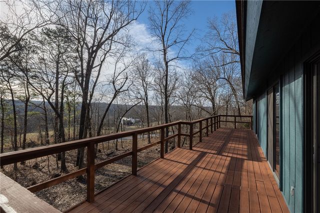 2485 Countrywood Lane, Tontitown, AR 72704