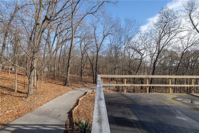 2485 Countrywood Lane, Tontitown, AR 72704