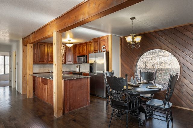 2485 Countrywood Lane, Tontitown, AR 72704