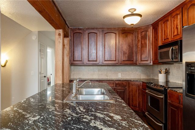 2485 Countrywood Lane, Tontitown, AR 72704