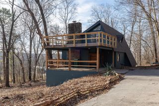 2485 Countrywood Lane, Tontitown, AR 72704