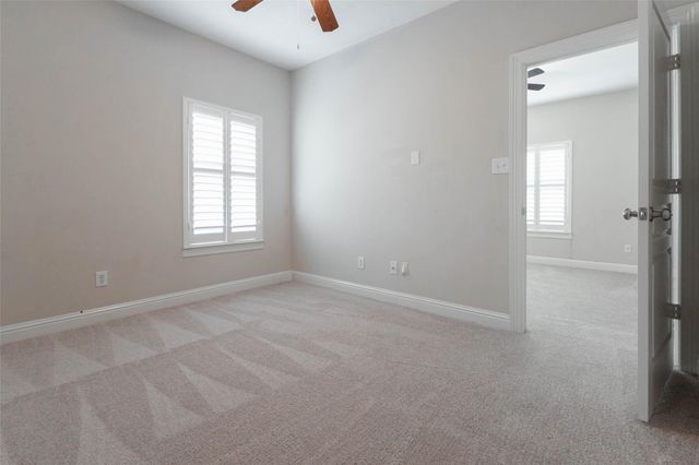 12 Versante Court, Houston, TX 77070