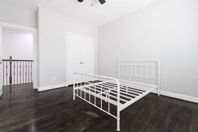 12 Versante Court, Houston, TX 77070