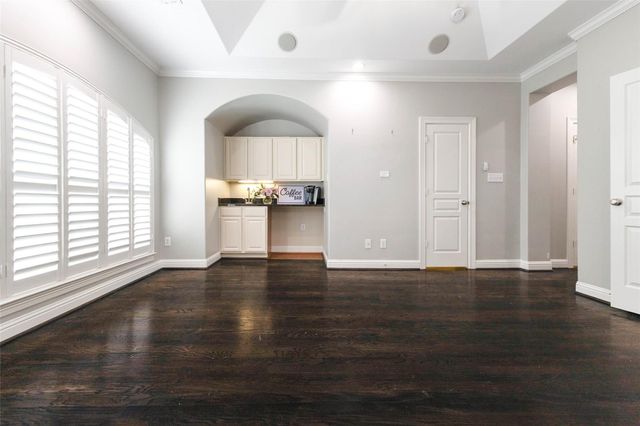 12 Versante Court, Houston, TX 77070