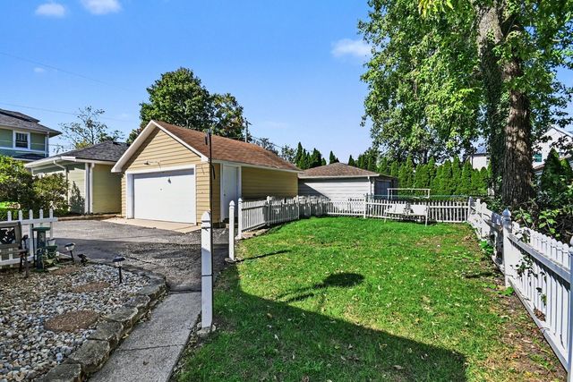 6648 173rd Street, Tinley Park, IL 60477