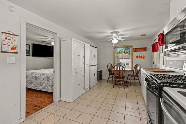 6648 173rd Street, Tinley Park, IL 60477