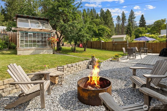 409 W Alaska Avenue, Roslyn, WA 98941