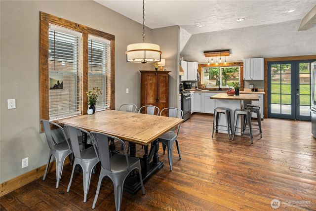 409 W Alaska Avenue, Roslyn, WA 98941