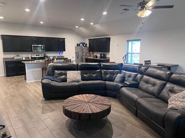 5828 Brookville Drive, Fort Worth, TX 76179