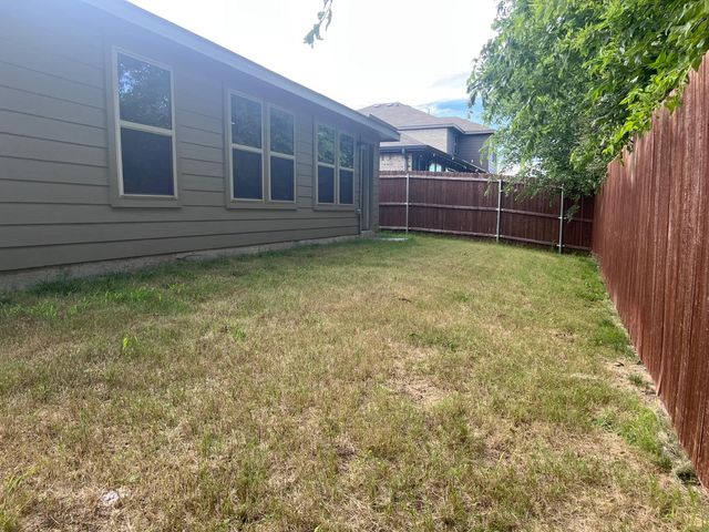 5828 Brookville Drive, Fort Worth, TX 76179