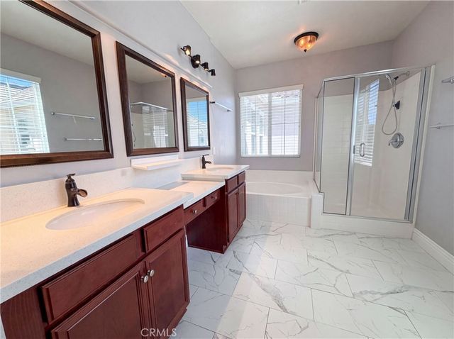 31891 Domenoe, Temecula, CA 92592