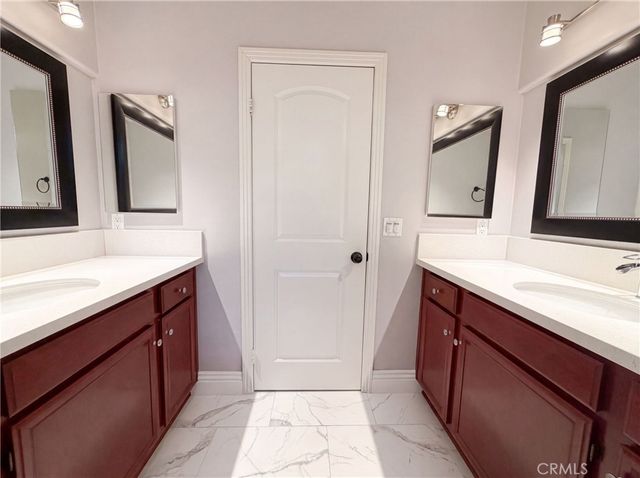 31891 Domenoe, Temecula, CA 92592