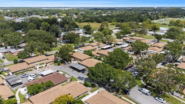 7303 LOS PADRES COURT, Tampa, FL 33634