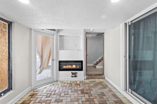 7303 LOS PADRES COURT, Tampa, FL 33634