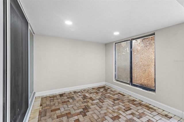 7303 LOS PADRES COURT, Tampa, FL 33634