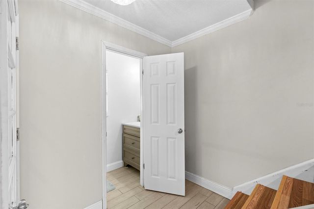 7303 LOS PADRES COURT, Tampa, FL 33634
