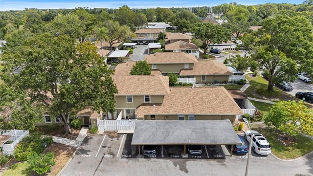 7303 LOS PADRES COURT, Tampa, FL 33634