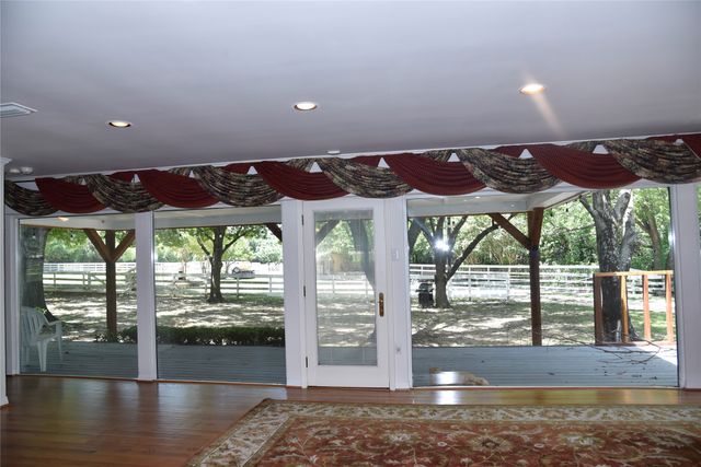 1329 S Belt Line Road, Mesquite, TX 75149