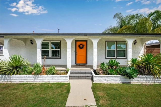 5735 E Wardlow, Long Beach, CA 90808
