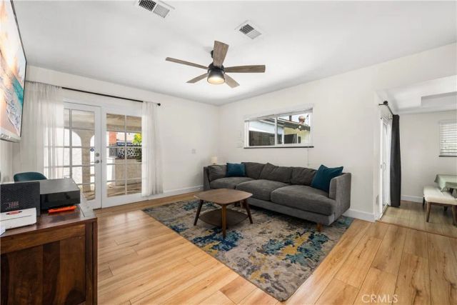 5735 E Wardlow, Long Beach, CA 90808