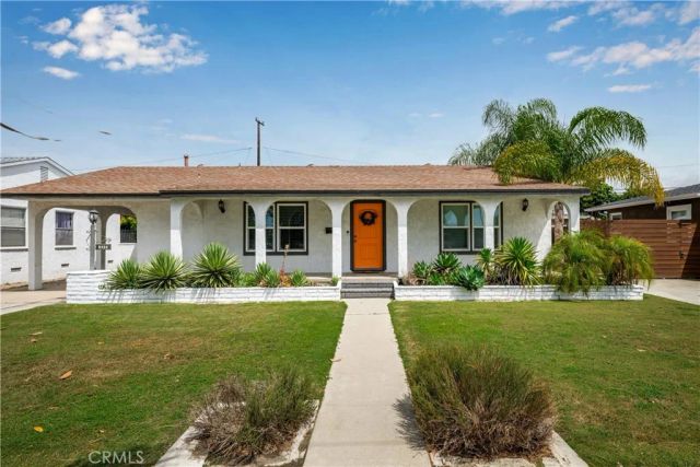 5735 E Wardlow, Long Beach, CA 90808