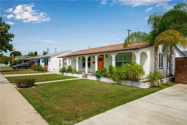 5735 E Wardlow, Long Beach, CA 90808