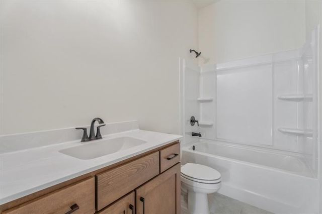 8340 Creekside Overlook Drive, Gainesville, GA 30506