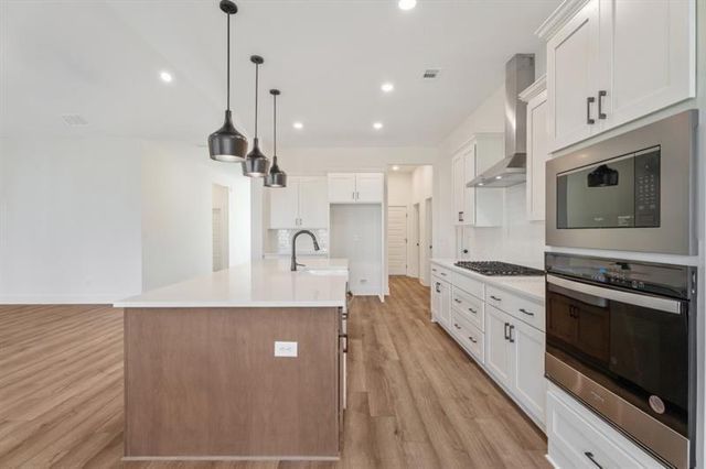 8340 Creekside Overlook Drive, Gainesville, GA 30506