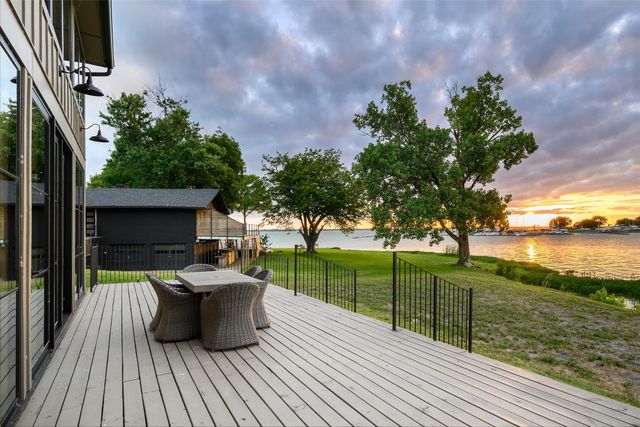 313 Scenic Drive, Heath, TX 75032