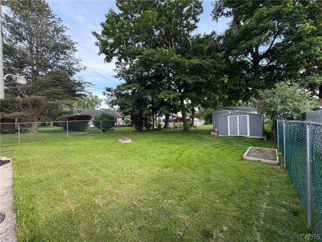 902 James Street, Utica, NY 13501