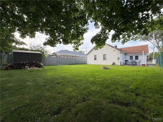 902 James Street, Utica, NY 13501