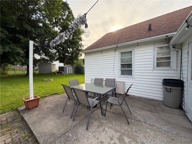 902 James Street, Utica, NY 13501