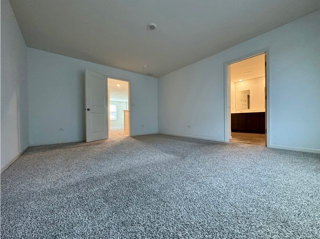 13520 S Carmel Boulevard, Plainfield, IL 60544