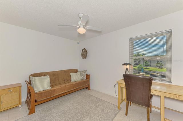 3768 59TH AVENUE W 3768, Bradenton, FL 34210