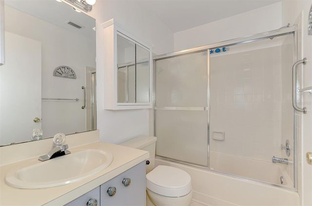 3768 59TH AVENUE W 3768, Bradenton, FL 34210