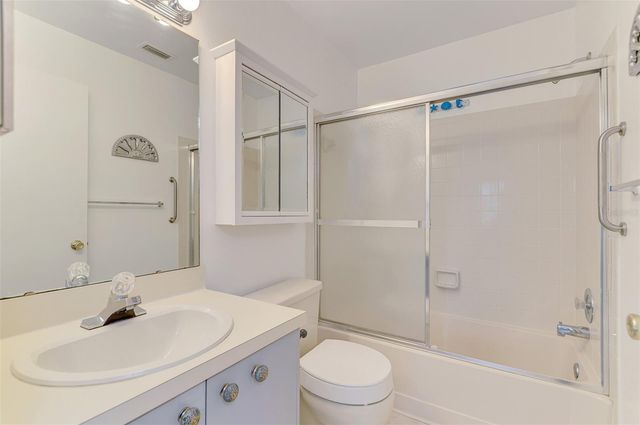 3768 59TH AVENUE W 3768, Bradenton, FL 34210