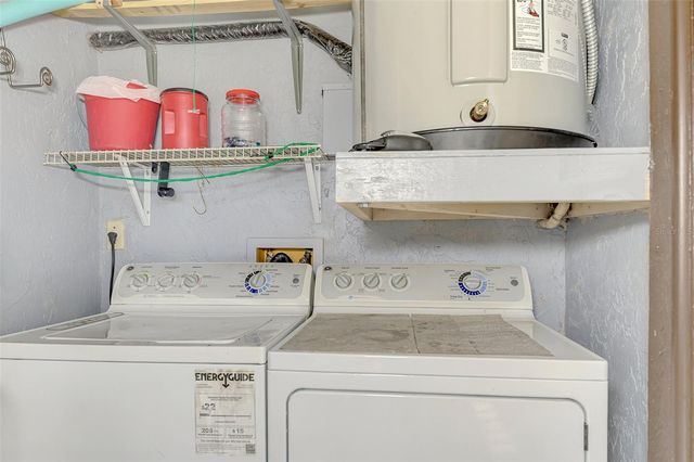 3768 59TH AVENUE W 3768, Bradenton, FL 34210