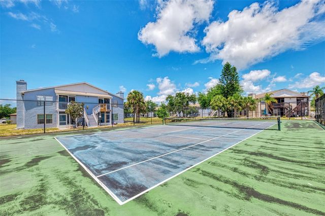 3768 59TH AVENUE W 3768, Bradenton, FL 34210