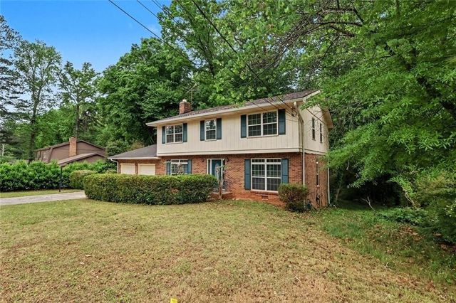 968 Abingdon Court, Stone Mountain, GA 30083