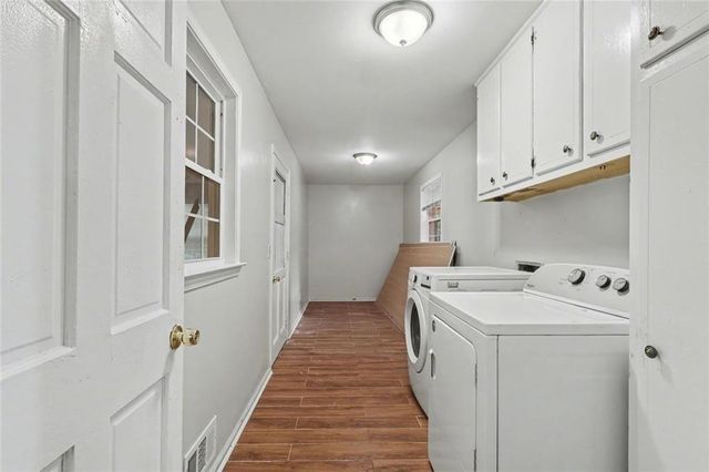 968 Abingdon Court, Stone Mountain, GA 30083