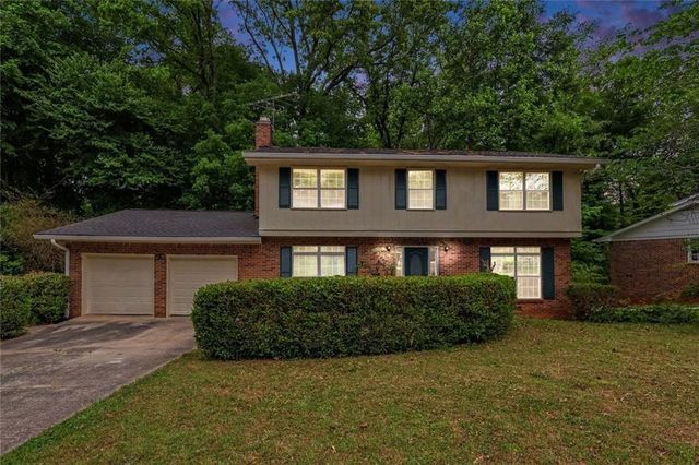 968 Abingdon Court, Stone Mountain, GA 30083