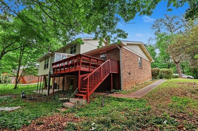 968 Abingdon Court, Stone Mountain, GA 30083