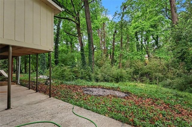 968 Abingdon Court, Stone Mountain, GA 30083