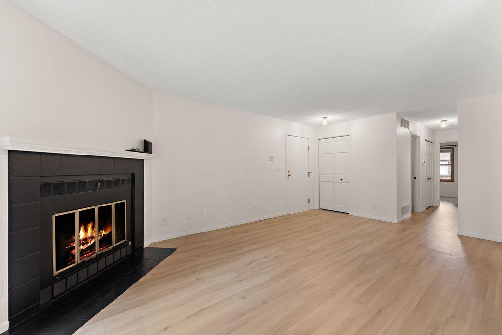 14349 Fairway Drive, Eden Prairie, MN 55344 — photo 5