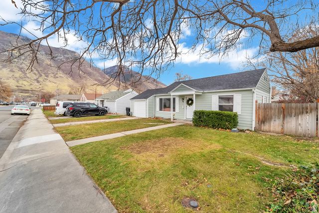 864 E 200 N, Provo, UT 84606
