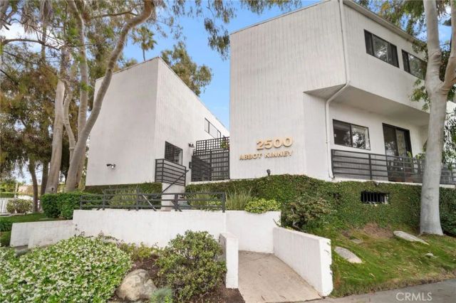 2500 Abbot Kinney Unit 10 10, Venice, CA 90291