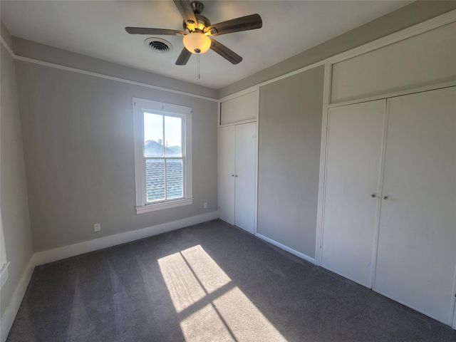 3919 Avenue O, Galveston, TX 77550