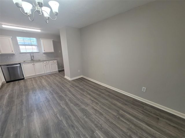 3919 Avenue O, Galveston, TX 77550