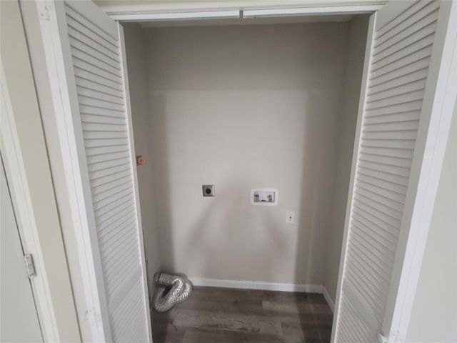 3919 Avenue O, Galveston, TX 77550